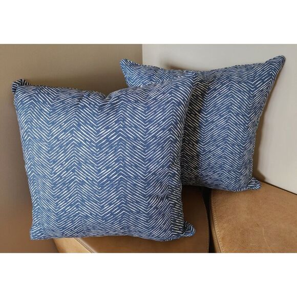 Premier Prints CHEVRON CAMERON Pair 20x20‎ Zippered Throw Pillow Covers Navy NEW - Picture 1 of 14